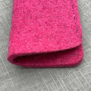 Fuchsia pink wool felt glasses case, hand stitched in England made by Amanda from Joe's Toes