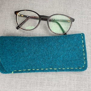 Teal wool felt glasses case, hand stitched in England made by Amanda from Joe's Toes