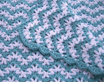 Baby Ripple Afghan in Aqua and White