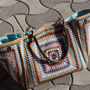 Vintage Crochet Granny Stitch Weekender Bag: Colorful Travel Tote
