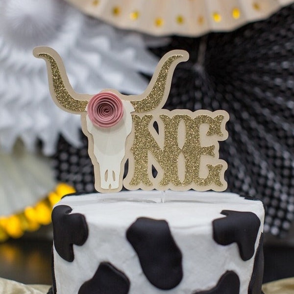 Boho Cow Birthday Decorations. Southwest Party Decor. Southwest 1st Birthday. Boho First Birthday. Cow Skull Party Decor. Cow 1st Birthday.