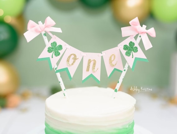 Lucky One Cake Topper. St Patrick's Day Birthday Girl. Lucky One First  Birthday. Irish Party Decorations. Irish First Birthday. Two Lucky.