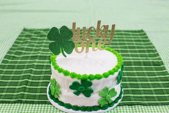 St. Patrick's Day 1st Birthday Party Decorations Kit, Lucky One Garland  Banner Cake Topper Shamrock Irish First Birthday Party Supplies