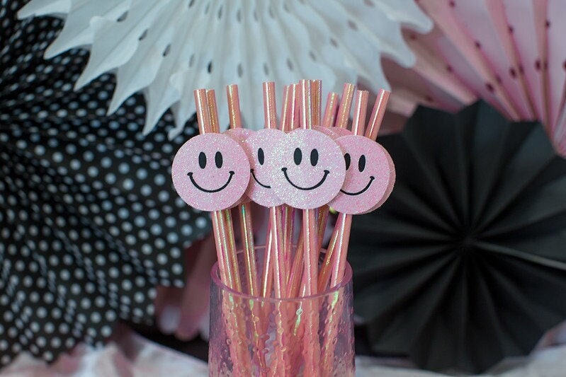 Smiley Vibes Straw Topper (Pre-Order) – kakoongbaby