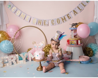 Circus 1st Birthday Banner, Glitter Gold Letters, Lavender Cardstock