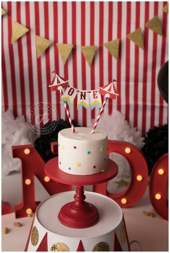 Circus cake topper -  France