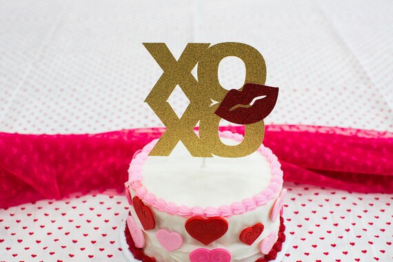 Valentine's Day Cake Topper. XOXO Decorations. Valentine's Day Party Decorations. Lips Party Decorations. Valentine's Day Bridal Shower Deco Il_570xn
