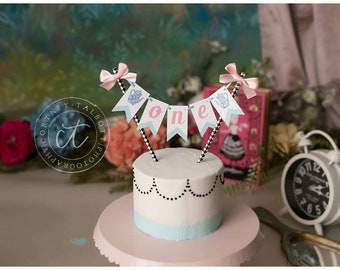 Alice in Wonderland Cake Topper. Alice in Wonderland Birthday Decorations. Alice in Onederland Decorations. Tea Party Cake Topper. 1st Tea