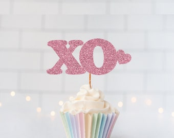 XO Cupcake toppers. Valentines Day Toppers, Bridal Shower, Bachelorette, Wedding Toppers, Love Cupcake Toppers, Hugs and Kisses Toppers