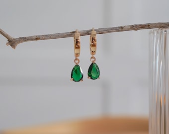 Elegant Green Emerald Gold Dangling Hoop Earrings - 18 K Gold Plated Hypoallergenic Jewelry - Bridesmaid Gifts - Gold Earrings Set