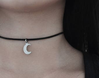 Stainless Steel Crescent Moon Choker Necklace - Half Moon Necklace - Grunge style -90s