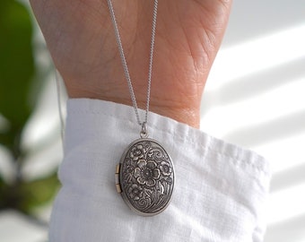 Collier médaillon ovale floral en argent antique - médaillon ovale avec photos - bijoux personnalisés pour femme - cadeau d'elle - collier Keep Safe