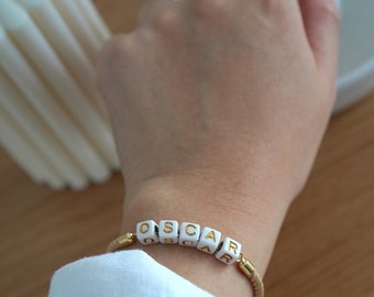 Beaded Bracelet for Women or Kids - Friendship Bracelet- Adjustable Nylon Bracelet - Gift for friends and family - Name Custom Bracelet