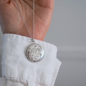 Stainless Steel Silver Round Locket Necklace - Anti-Rust Keep Safe Locket - Personalized Locket with Photo - Custom Jewelry Locket