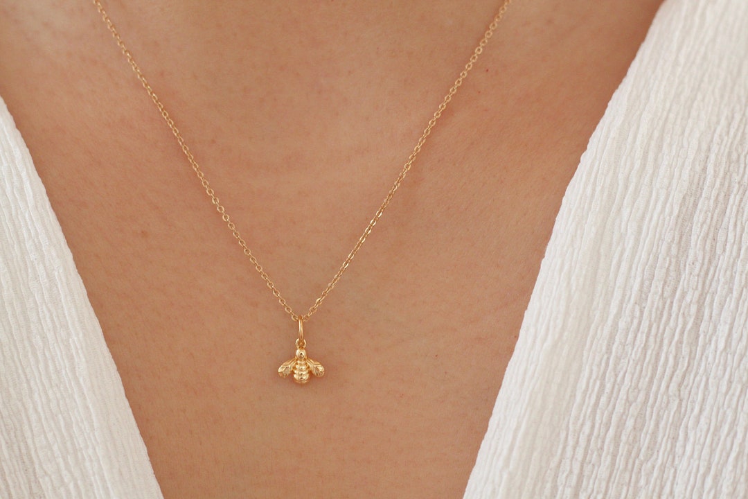 18 Karat Gold Plated Bee Charm Necklace Premium Stainless Steel Tarnish