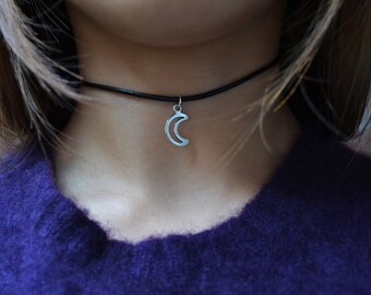 MOON Choker Necklace - Black leather Necklace - Silver Moon Charm Necklace - Silver Moon Pendant - Minimalist Jewelry - Grunge Necklace