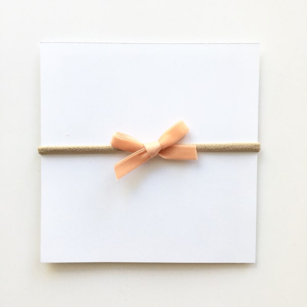 Heirloom Velvet Sarah Bow ~ Peach