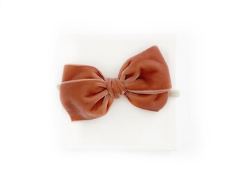 Heirloom Velvet Oversized Grace Bow - Ceder