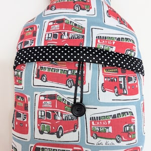 Borsa dell&#39;acqua calda in tessuto London Buses di Cath Kidston