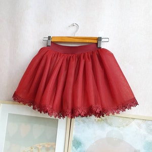 Mommy and Me Burgundy Lace Tulle Skirts Baby Girl and Mom Dark Red Birthday Clothes Family Photo Props Gift for her Vday Skirts zdjęcie 3