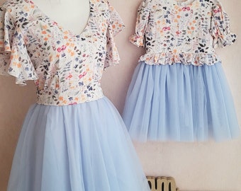 Vestidos de flores azules a juego - Traje de boda familiar - Regalo para mamá- Ropa de mamá y niño pequeño - Traje de sesión de fotos familiar - Mini Me Dress