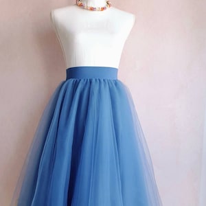 Tutu bleu poussiéreux pour adulte longueur genou 5 couches - Jupe en tulle de mariage de demoiselle d'honneur - Jupe midi rétro pour femme - Tenue de bal de promo - Tutu de ballet décontracté