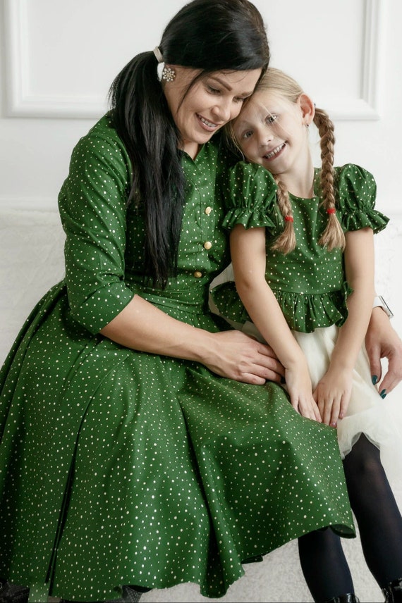 mommy and me green christmas dresses Sage Green Animal Print Sleeveless Mommy and Me Dresses Plus Size –  Pineapple Clothing Staging main image 1