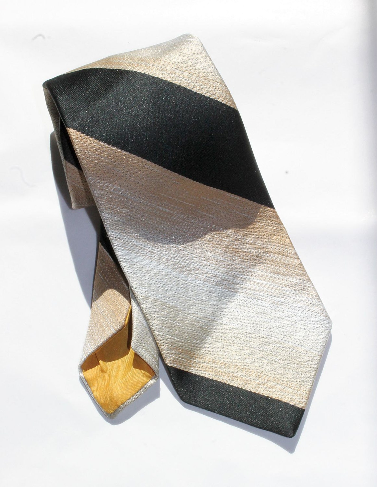 Vintage tie in Black stripe main image 0