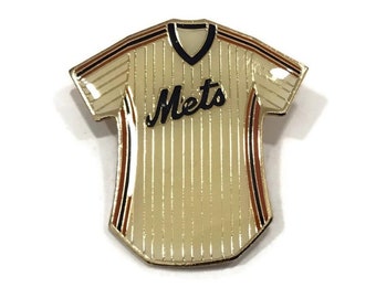 1985 Vintage NY METS Pin ~New Nos~ MLB Baseball Peter David Collector Pin! Brass ~ Domed Enamel ~ 1.25 ~ Rare Retro Jersey ~ Great Gift Idea