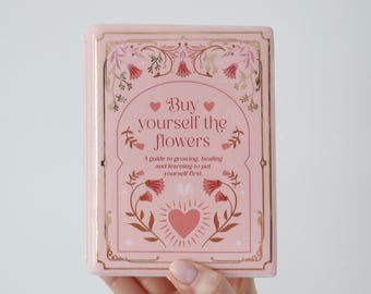 Book Vase || Flower Vase || Bookish Decor || Buy all the flowers
