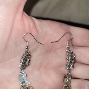 Vintage-Inspired Gear and Chain Dangle Earrings with Gothic Charm – Handmade Steampunk Fashion Jewelry for Women