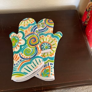 Bright colored Baking Mitts