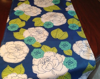 Table Runner, Summer table runner, Hostess Gift, Blue table runner