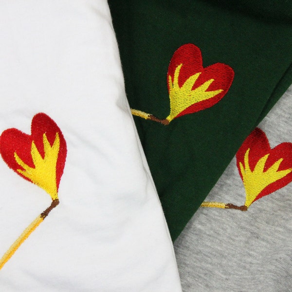 Heart with flames embroidered tshirt / Tshirt brodé allumette coeur