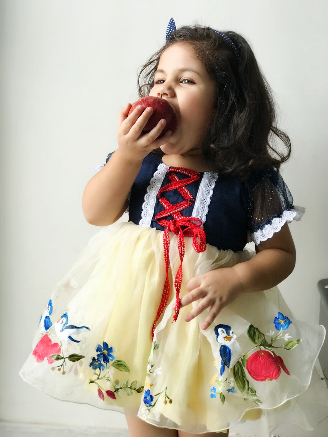 vmwonda dress snow white