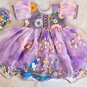 rapunzel corset dress Princess Rapunzel Costume With Purple Ribbon and Lace Trimmed Corset and  Embroidered Purple Court Skirt With Lantern, Renaissance Cosplay