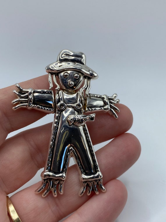 Vintage Best Articulating Scarecrow Brooch / Pendant Gem