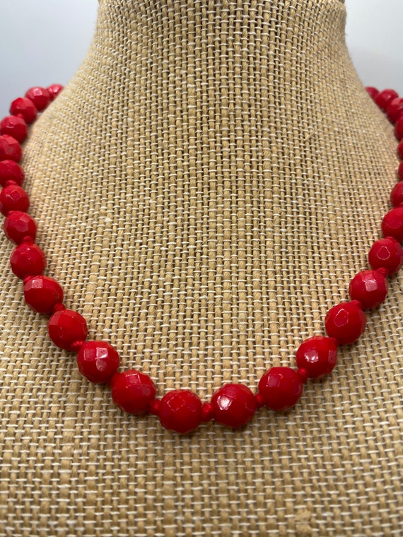 Vintage Lisner Faceted Red Glass Chocker Necklace