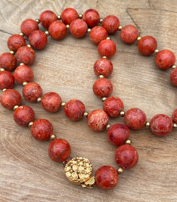 Sponge coral necklace sale