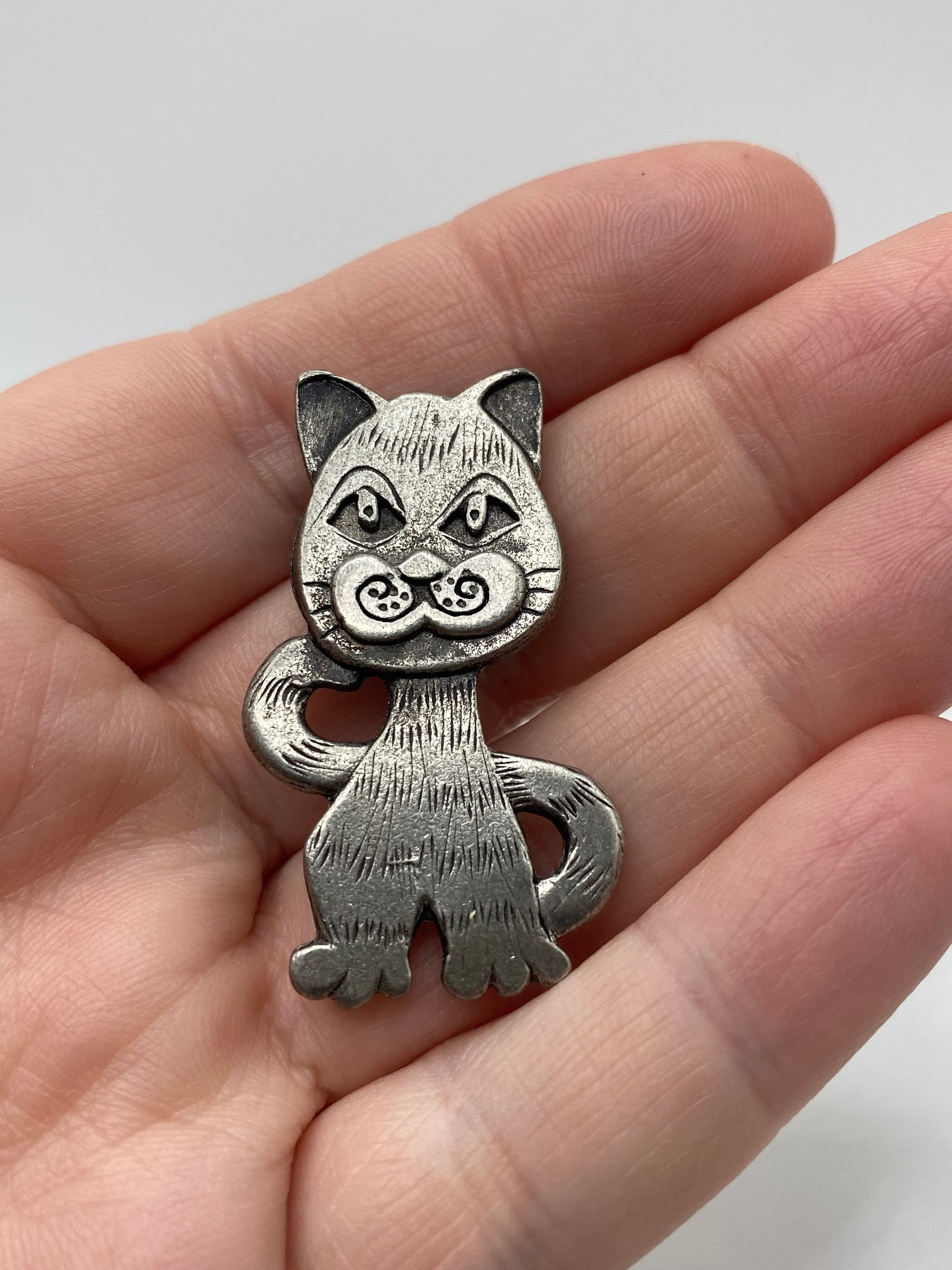 Metzke Pewter Cat Brooch - Etsy
