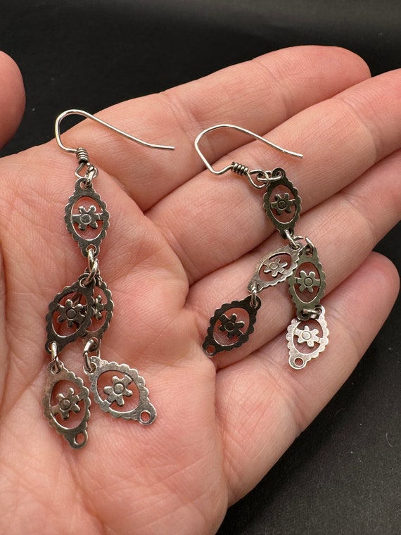 vintage daisy chain sterling silver earrings