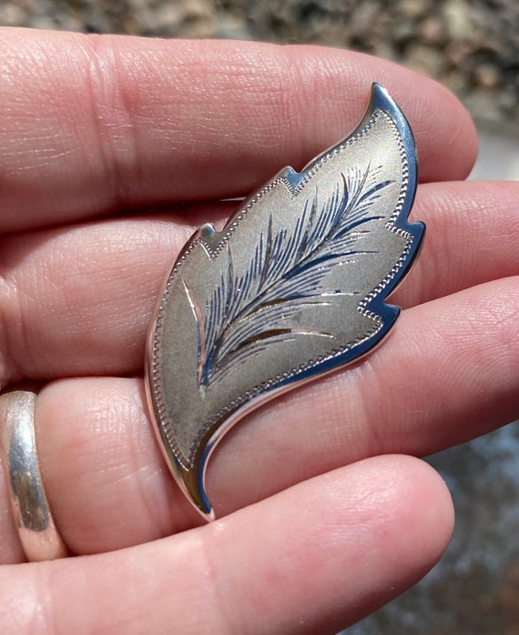 Vintage Etched Leaf Sterling Silver Brooch - image 1