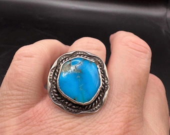 Vintage Native American Turquoise Sterling Silver Ring