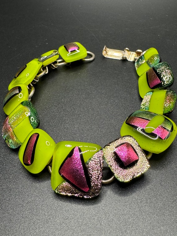 Vintage Retro Art Glass Lime Green Bracelet