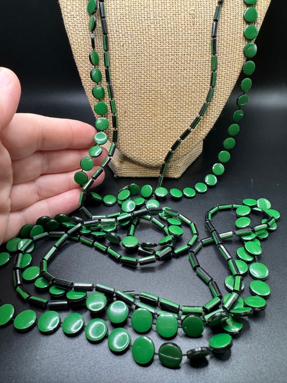 Vintage Plastic Green and Black Double Strand Neck