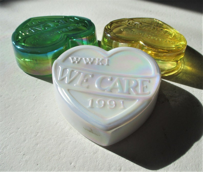 WWKI We Care Kokomo Art Glass Paperweight Heart Etsy
