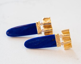 Cabochon Lapis Lazuli Drop Earrings in 14k Yellow Gold