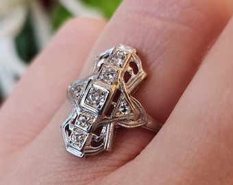 Vintage 1930’s Ring w/ Old European Cut Diamonds in 18k