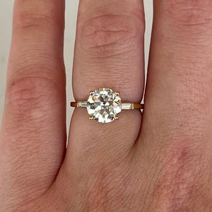 2.61 Carat J/VVS2 Round Brilliant Diamond Engagement Ring in 14k Gold