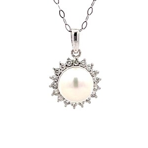 Pearl & Diamond Halo Pendant in 14k White Gold
